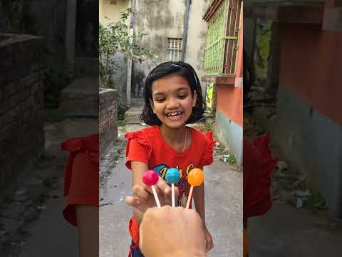 Cute baby Girl helps Papa and Brother get their lollipop 🥰🍭#Kritikachannel#Shorts#viral#trending