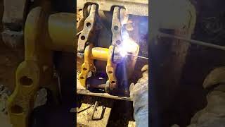 Conect by welding#tracklink#pc200 cut of 1 eye