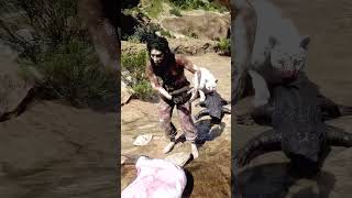 "Savage Survival: Man vs Beasts in a Deadly Battle!"#SurvivalFight #WildBattle #BeastAttack