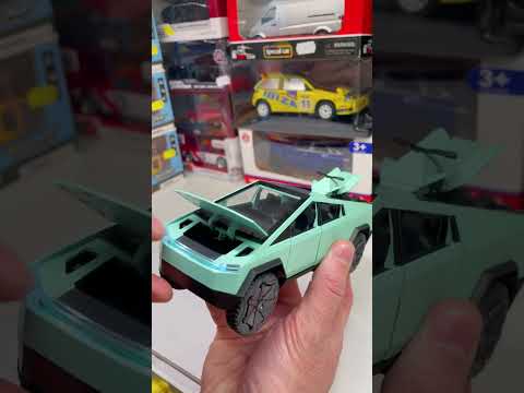 Unboxing Macheta Tesla Cybertruck cu rulota