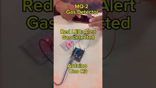MQ-2 Gas Detector in Arduino  UNO R3 ​#shorts #arduino #gas #gasdetector #safety #highlights