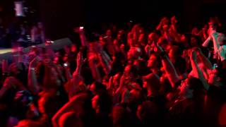Papa Roach "Time Is Running Out" LIVE At Guitar Center's 20th Annual Drum-Off  (2008)
