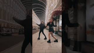 LISA- MONEY 💵 and our two versions of Lisa 🖤 #lisa #lisamoney #lisamoneydance #dancechallenge