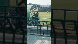 Mark Chapman doing exercise #gaddafistadiumlahore #love #cricket #viralvideo #pakvsnz #babarfans