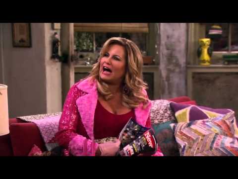 2 Broke Girls - Sophie