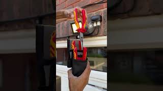 Outdoor light replacement #electrician #asmr #vlog #nearme #diy #electrical