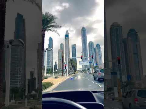 Dubai marina #travel #dubaiblog #dubai #travelblogger #marina #building #dubailife
