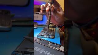 Iphone combo changing #smartphone #vivo #mobileic #repair #vivorepair #automobile #vivoy16frpbypas