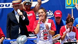 須藤美貴さん、１１度目の優勝　ホットドッグ早食い大会　ＮＹ
