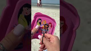 Beach hacks #beach #lifehack #useful #momhack #shortsvideo #shorts