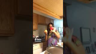 Cooking great tasting cabbage with red peppers jalapeño its so good!🥰#shorts #shortsfeed