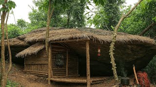 Building a Wooden House in the Forest That Looks Like a Fairy Tale! Beneath a Thousand-Ton Rock.