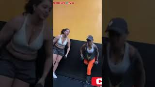 One-legged amputee woman | core workout #limbloss