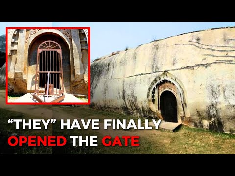 Scientists Unlocked a Metal Gate That Revealed the Oldest Cave Carved Into Rock!