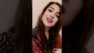 Expressive Woman Singing Soulful Hindi Song#HindiSong #SoulfulMusic #Singer