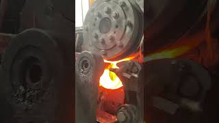 What It’s Like to Work in a 45°C Factory  #stamping #machine  #forgedfromiron #ironman #forging