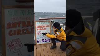 89 - Crossing the Antarctic Circle