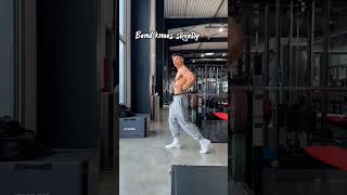 How to: Arnold Pose 🔱 Tutorial by  #posing #gym #classicphysique #gymreels #arnold #fridaymotivation