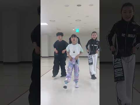 #dancechallenge  #kpop #dance #kpopdance  #세븐틴 #seventeen #koreandance #thunder #썬더 #fyp #남돌 #남자아이돌