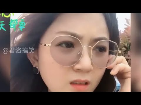 小姐姐口误爆笑场面，脑袋跟不上嘴巴，说话不思考，开口必翻车