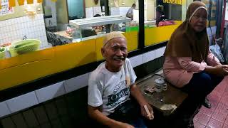 坐雅万高铁到万隆市中心，品尝万隆美食51年三代人的烤羊肉串老店! 951