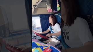 vakker kvinnelig sjåfør #chinese #girl #driving #car #fyp #shortvideo #ladydriver #bhojpuri #music