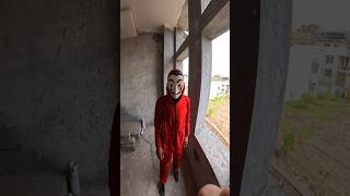 Moneyheist parkour Free running pov 🥳#rooftop #parkourfreerun #moneyheist #shortslife