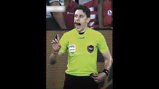 Referee's voice 🤯🥶