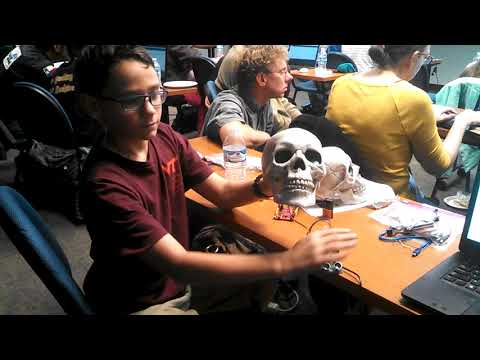 Talking Skull - Servo and Distance Sensor