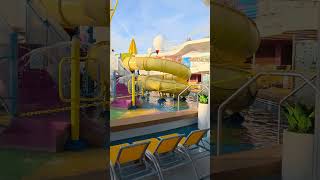 Royal Caribbean Wonders Of The Sea earlier morning cleaning.