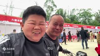 小六家乡的传统美食文化节，真是热闹非凡，六麻豆腐真好吃