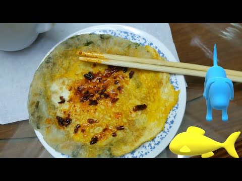 2022/05/29 吃早餐 蔥油餅加蛋配老干媽辣椒醬+咖啡一杯