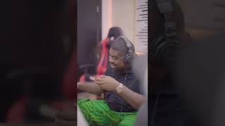 Just what we need to start our day — watching #donjazzy & #johnnydrille in a studio session! ❤️‍🔥