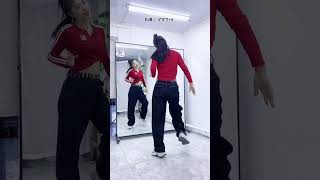 《我要找到你》超长版0.8倍速来啦，明天上午8点半，继续约哈 我要找到你 潮流广场舞 一步一步教会你跳舞 专教零基础初学者 手把手教学