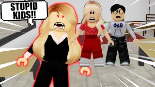 OUR SUBSTITUTE TEACHER IS CRAZY!! **BROOKHAVEN ROLEPLAY** | JKREW GAMING