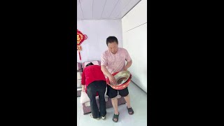 #幽默风趣#搞笑乡村#快乐时刻#日常放松#正能量短剧