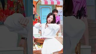 Taeyeon dancing "Run Devil Run" with "Into The New World" outfit 😆  #taeyeon #kimtaeyeon