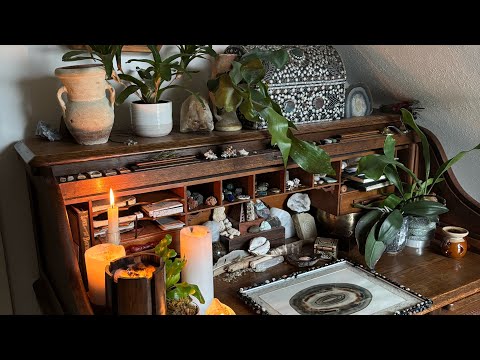 ART STUDIO Tour + Crystal Collection 🪶🕯️✨ Cosy Autumn Day At Home | Dark Cottagecore Academia Vlog