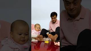 How does he take care of his children? #touchingmoment #overcomingchallenges
