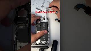 iPhone akkumulátor ragasztó csík eltávolítása 🔊😊