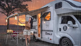🚐 LUXURY CARAVAN CAMPING IN THE RAIN