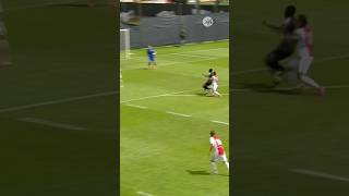 Ajax show why to press high and score! 👏