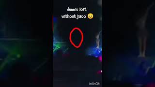 "JENNIE IS LOST WITHOUT JISOO" 🥺 #blackpink #sad #cute #jennie #jisoo #lisa #rosé #shorts