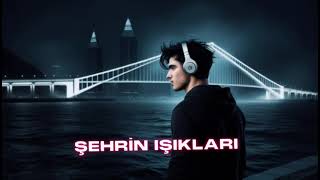 Melankoli Bulutu - "Şehrin Işıkları" (Melankolik Enstrümantal Müzik)
