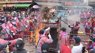 『北港迎媽祖』一起駕吃炮！神轎上篙錢就燒起來了「北港朝天宮」天上聖母出起駕出巡遶境古笨港
