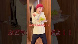 A genius elementary school student who gets pocket money from his mom... #shorts