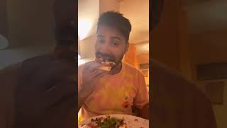 #varun #varundhawan #varundvn #bollywood #varuniacs #foodie #yummy #shorts #viralvideo
