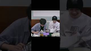 THEY'RE SO SHYY 😭🤭 Especially tian blushing and ziyu closing his eyes, can't make eye contact 😂 ....