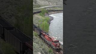 MASSIVE TRAIN THRU CURVES #youtubeshorts