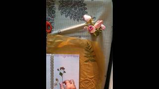 Craft with dried flowers🌻🌼🥀 #CraftTime #Crafts #cutelilthings #thingstodo #yourgarden #gardenlove